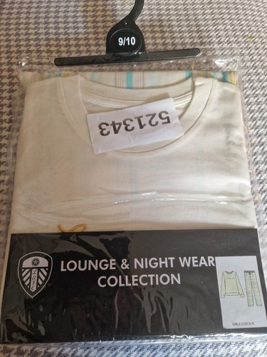 Leeds united girls lounge and - lounge,